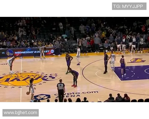 3月25日NBA常规赛精彩回顾活塞对阵勇士全场录像分析与亮点总结